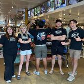 Foto de Tylers de: Southlake team keeping it local, united, and full of personality!