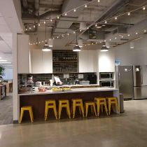 Foto de Wikimedia Foundation de: Kitchen